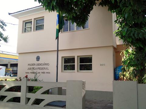 Fachada do prédio de Três Rios