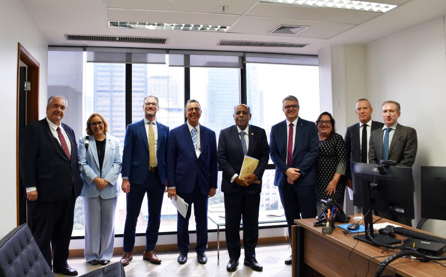 Visita Benedito Gonçalves a Emarf