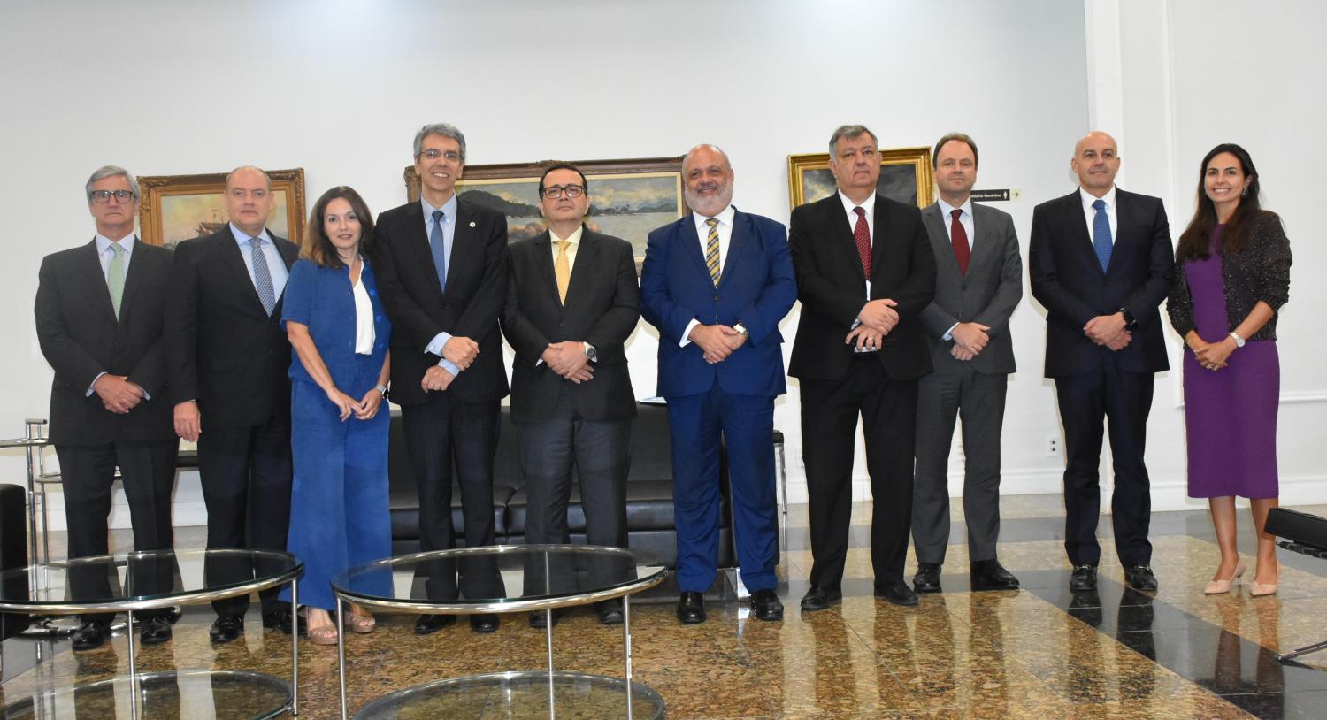 Integrantes da reunião do Fojurj