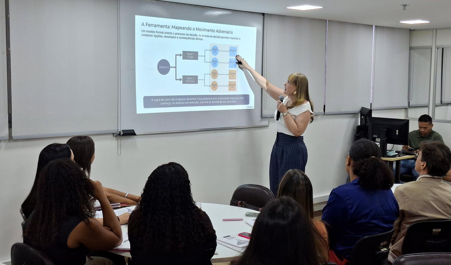 A juíza federal Karina Santiago abordou o uso da Teoria dos Jogos na Conciliação