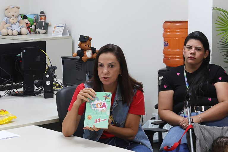 Juíza titular do Juizado da Infância e Juventude de Luziânia, juíza Célia Regina Lara.