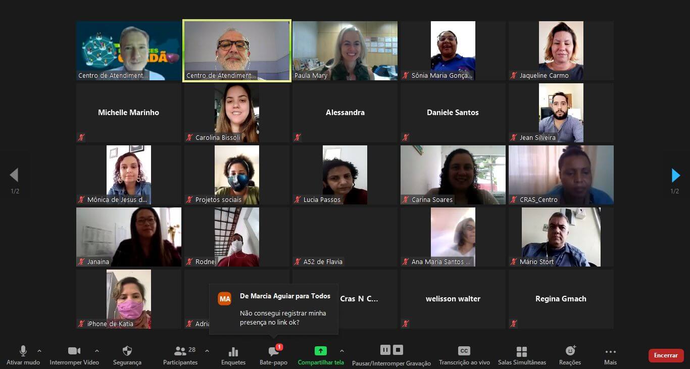 Foto dos participantes da palestra