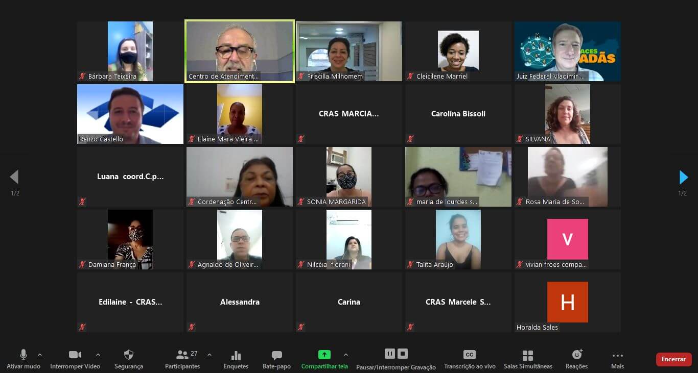 Foto dos participantes da palestra