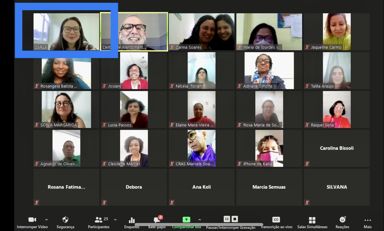 Foto dos participantes da palestra