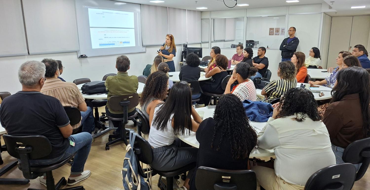 Silvana Godoi Câmara destacou as técnicas de abordagens em audiências