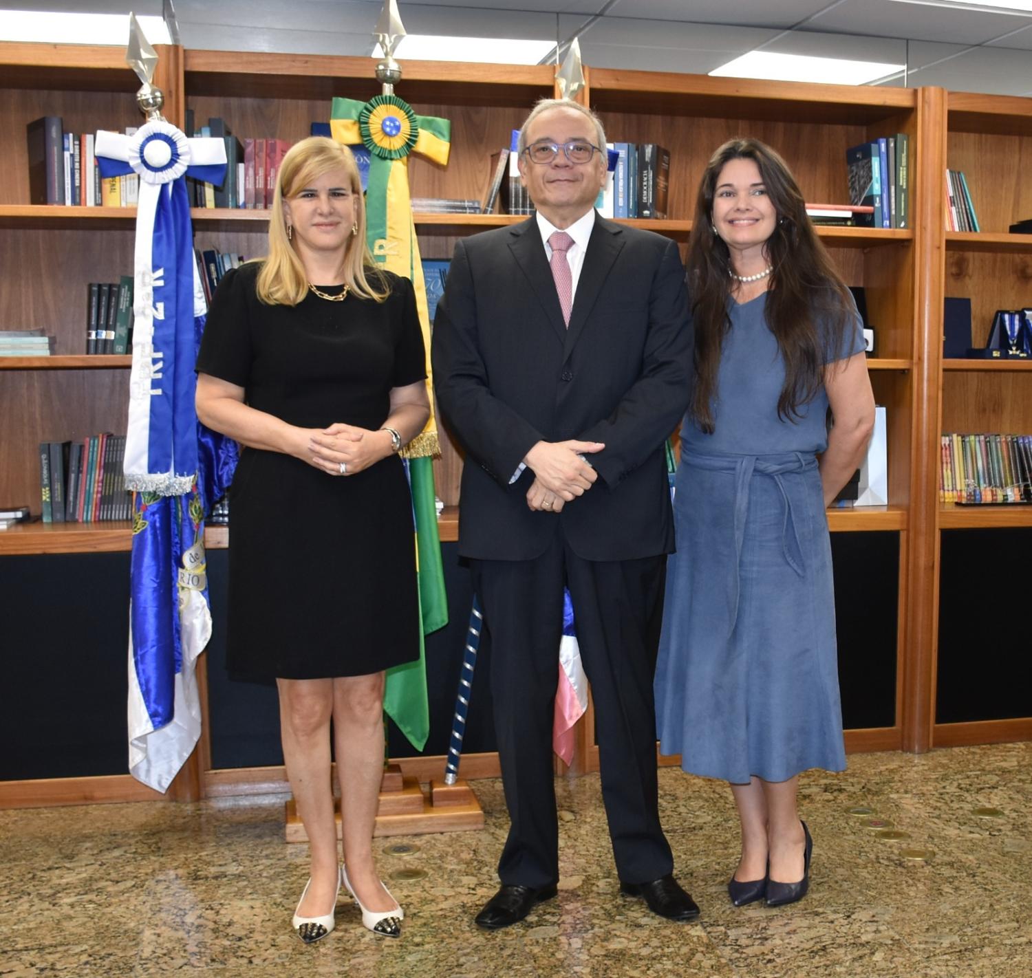 Visita ao TRF2