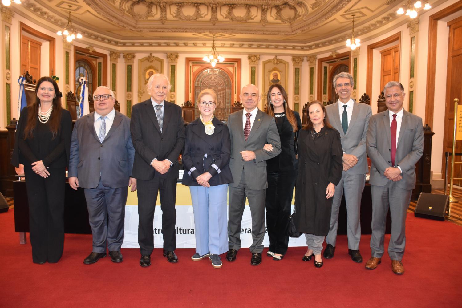 Integrantes da mesa