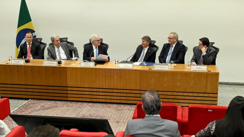 Mesa de abertura