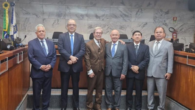 Presidentes dos seis TRFs