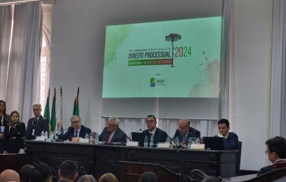 Mesa do evento