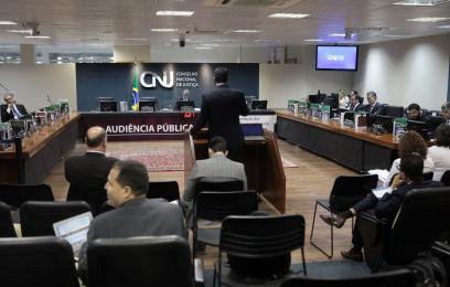 Foto de uma audiência pública no CNJ