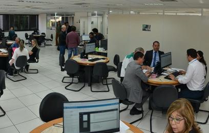 Foto de audiência de conciliação realizada em 2023 pelo TRF3 - Foto: Acom/TRF3 