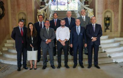 Presidente do TRF2 e outras autoridades no Palácio Laranjeiras