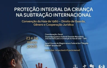 carta do curso, fundo azul, criança dentro de um avião